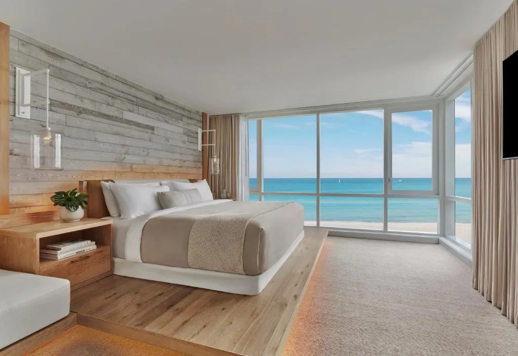 Chambre avec vue sur l'océan au 1 Hotel South Beach