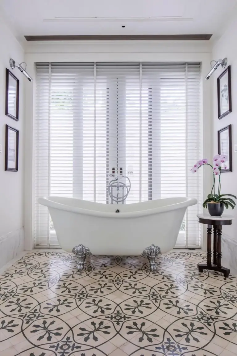 Freistehende Badewanne im 137 Pillars House