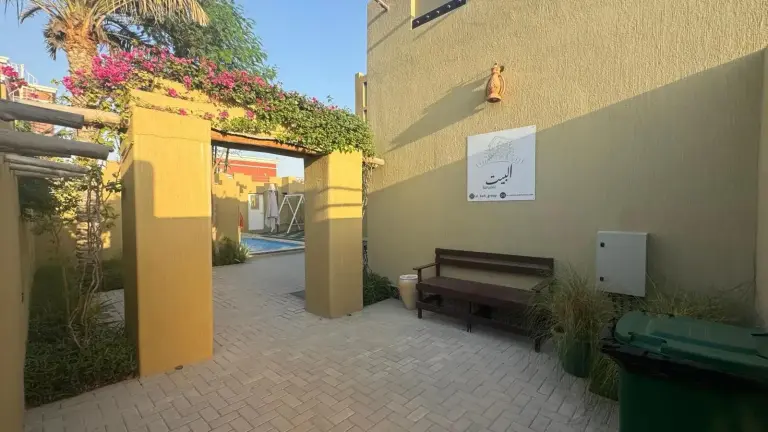 Eingang zur Villa mit 2 Schlafzimmern in Ras Al Khaimah