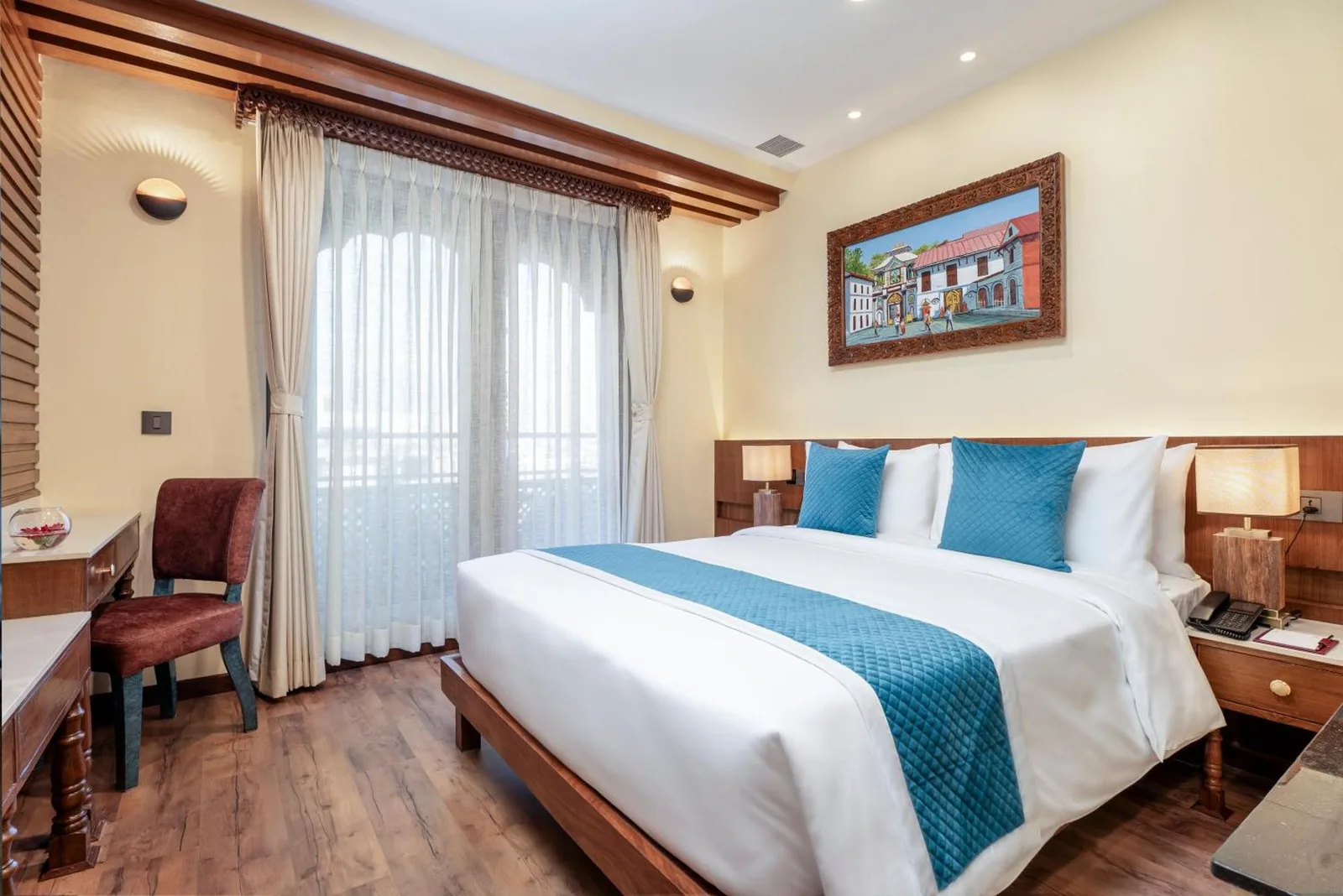 Interior de una habitación Premium en Aarya Hotel and Spa