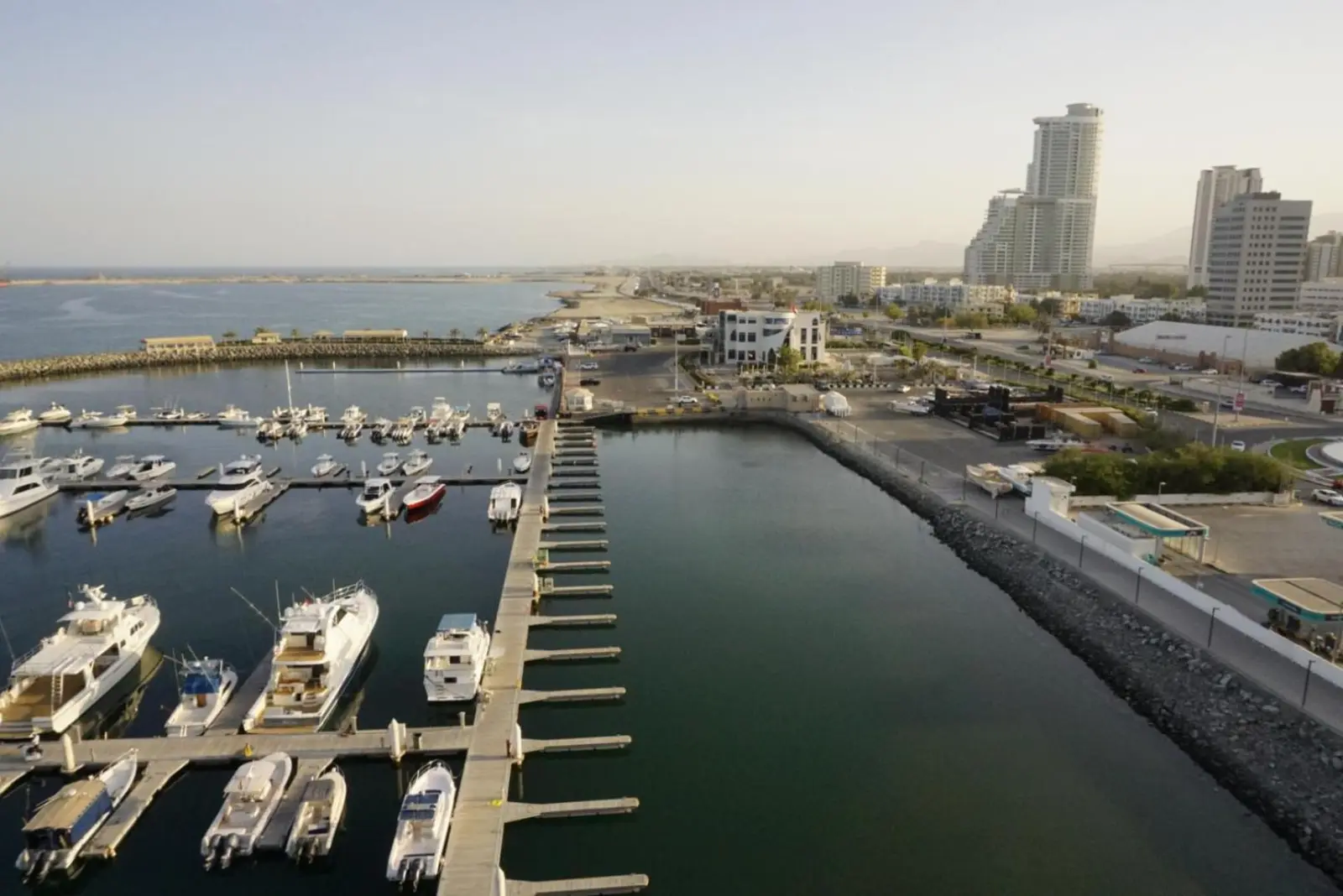 Coastal landscape near Al Bahar Hotel & Resort in Fujairah