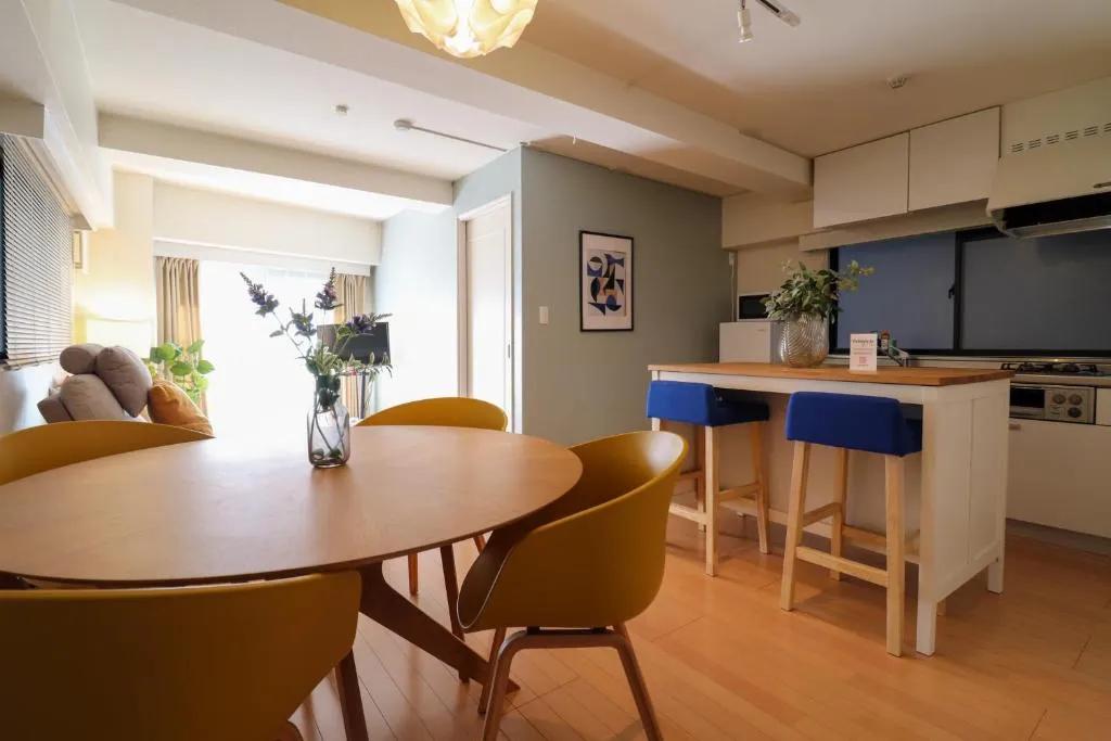 Dining area at Al Di La 四谷 in Tokyo