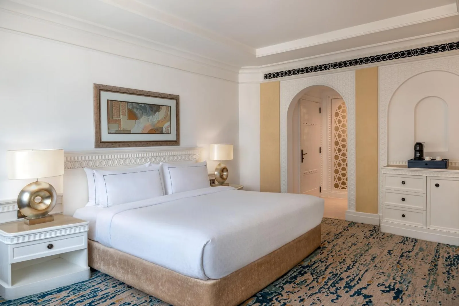Chambre d’hôte de luxe au Al Habtoor Grand Resort, Autograph Collection à Dubai