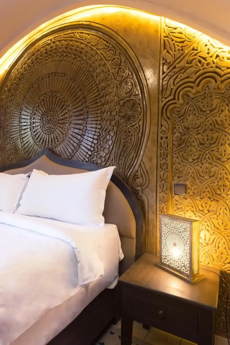 Tête de lit au design raffiné de Albakech Boutique Hôtel & Spa
