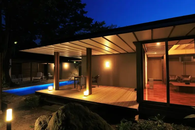 Vista exterior de una suite de huéspedes en AMANE resort GAHAMA en Beppu