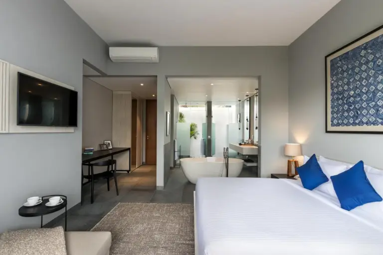 Spacious suite with modern design at Amarin Seminyak, Seminyak