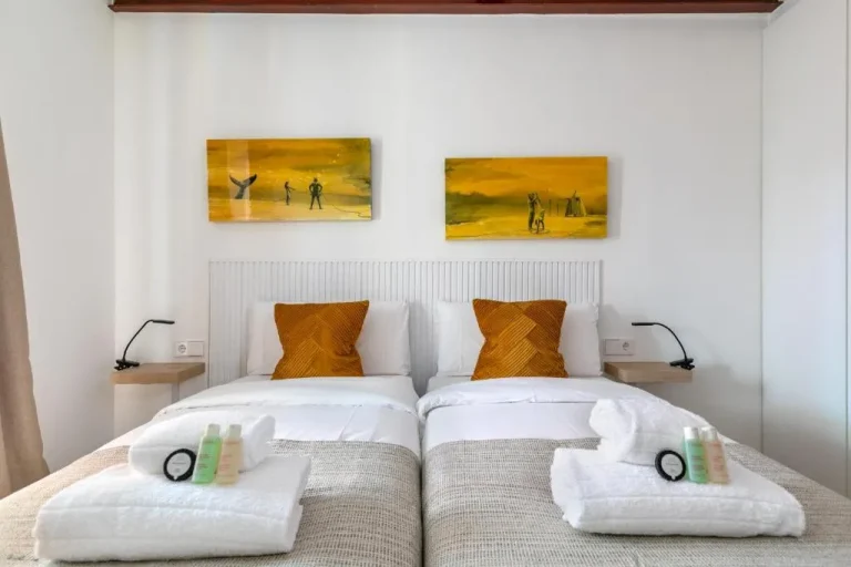 Zweibettzimmer im AmazINN Places Madrid Preciados