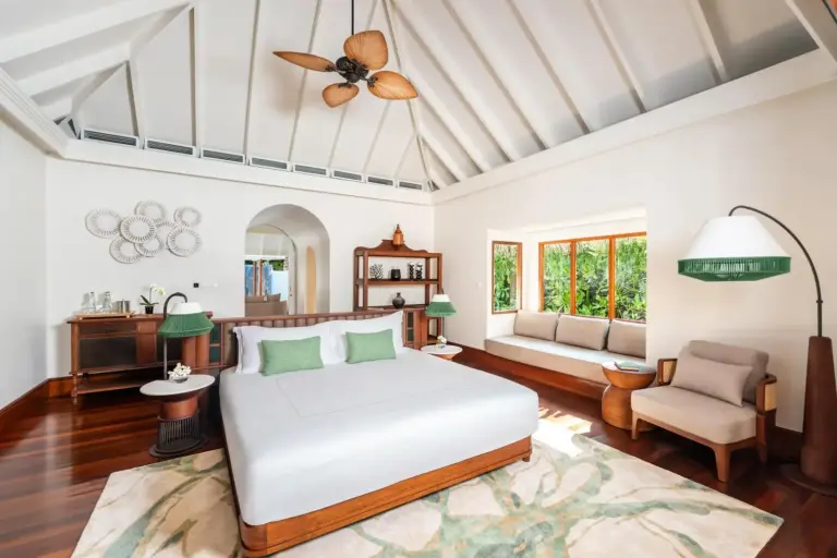 Bedroom and Lounge