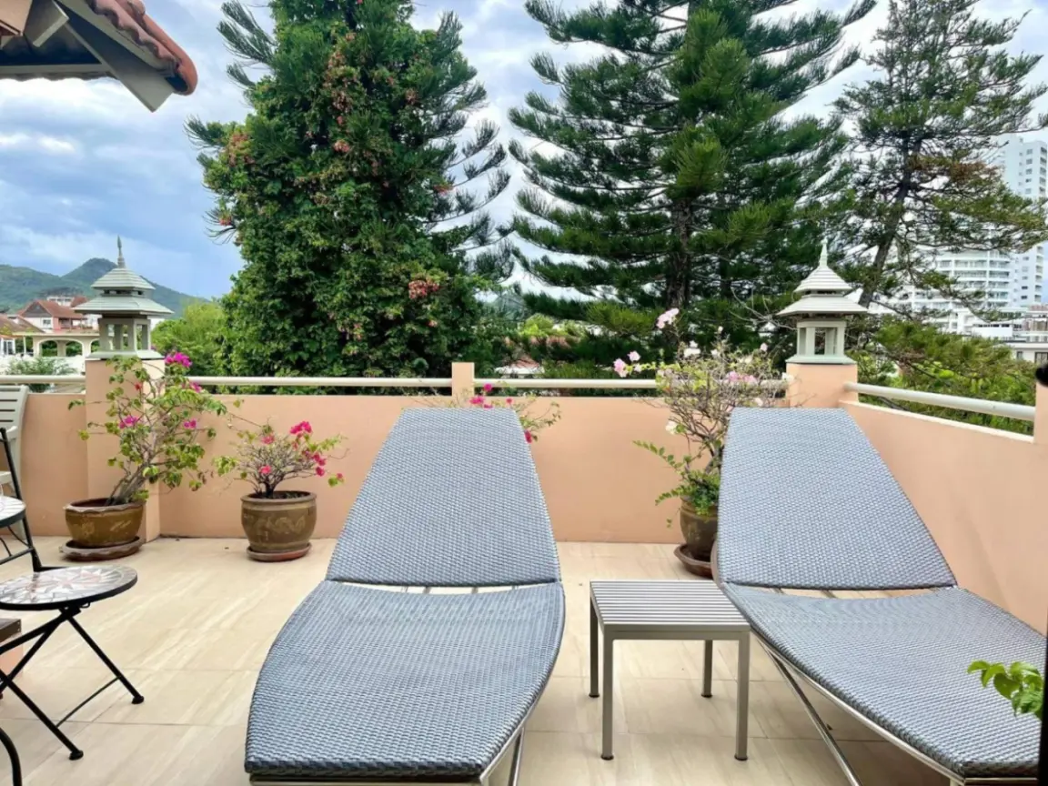 Anantasila Beach Resort Hua Hin terrace seating area