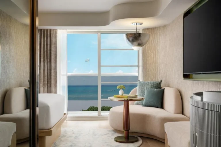 Andaz Miami Beach Resort & Spa Cozy Corner con fondo oceánico