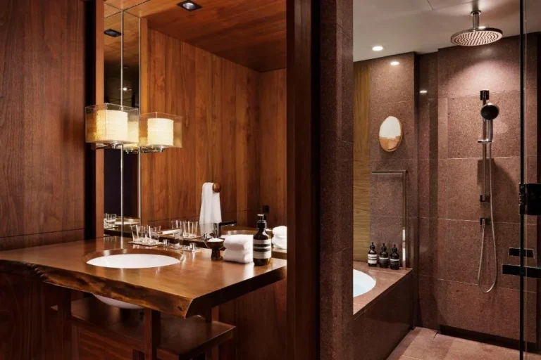 Andaz Tokyo - A Concept by Hyatt luxurious bathroom with modern amenities