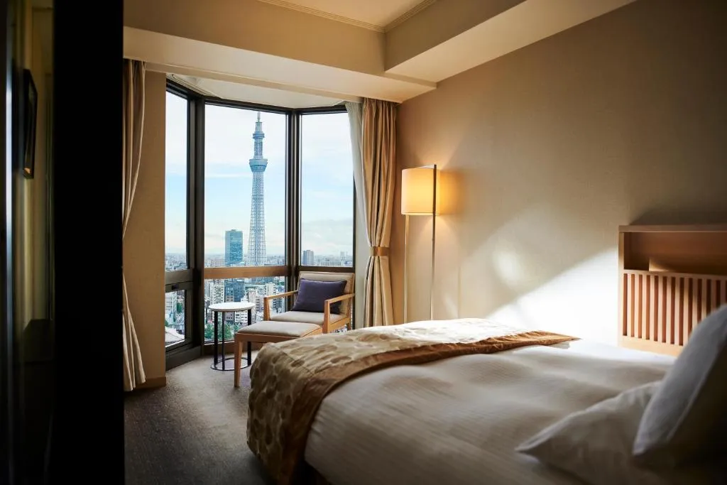 Doppelzimmer mit Blick auf Tokio im Asakusa View Hotel in Tokio