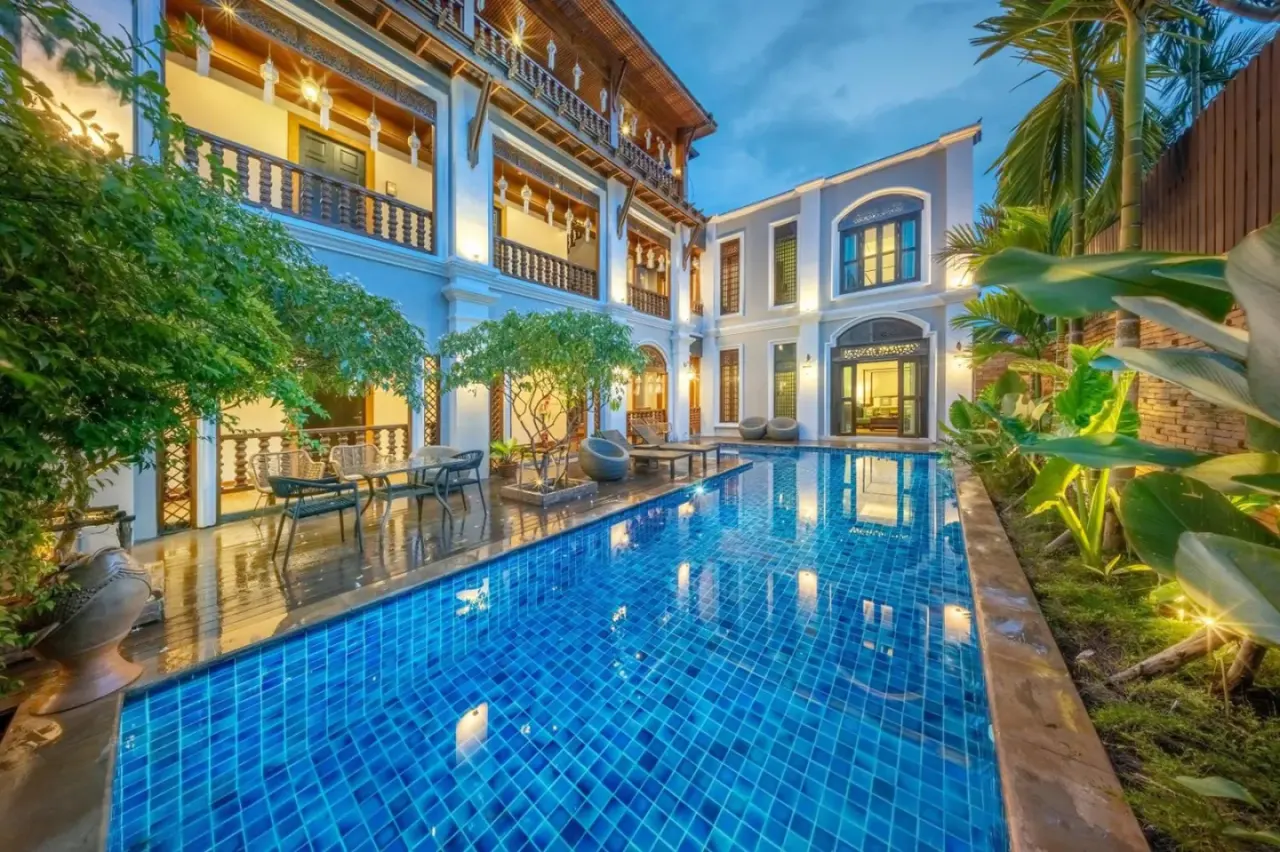 Ruhiger Swimmingpool im At Tree Hotel Thaphae Gate Chiangmai