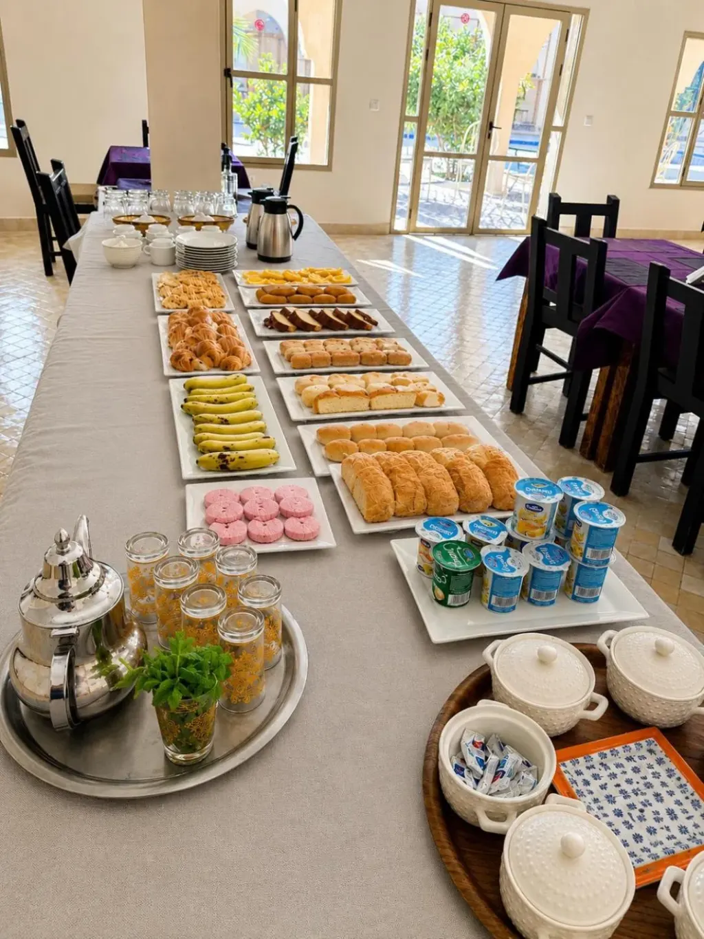 Dessertauswahl im Auberge Akabar Merzouga