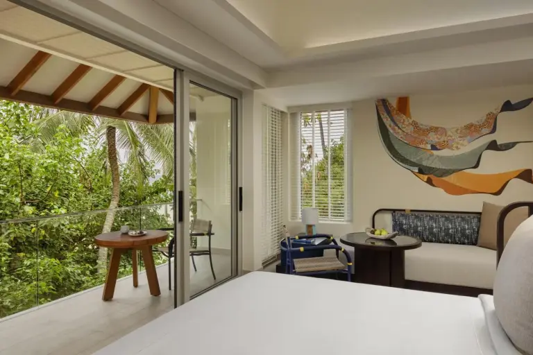 Avani Plus Fares Maldives Resort, en Atoll de Baa