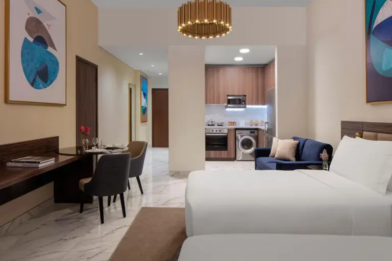 Avani Plus Palm View Dubai Hotel & Suites