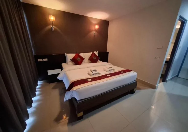 Standard room in Baan Bangsaray Hotel featuring modern decor