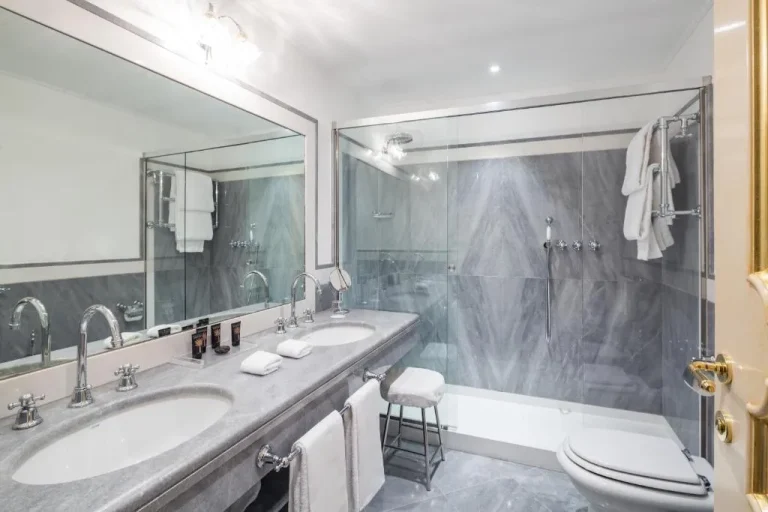Luxury bathroom at Baglioni Hotel Luna in Venice