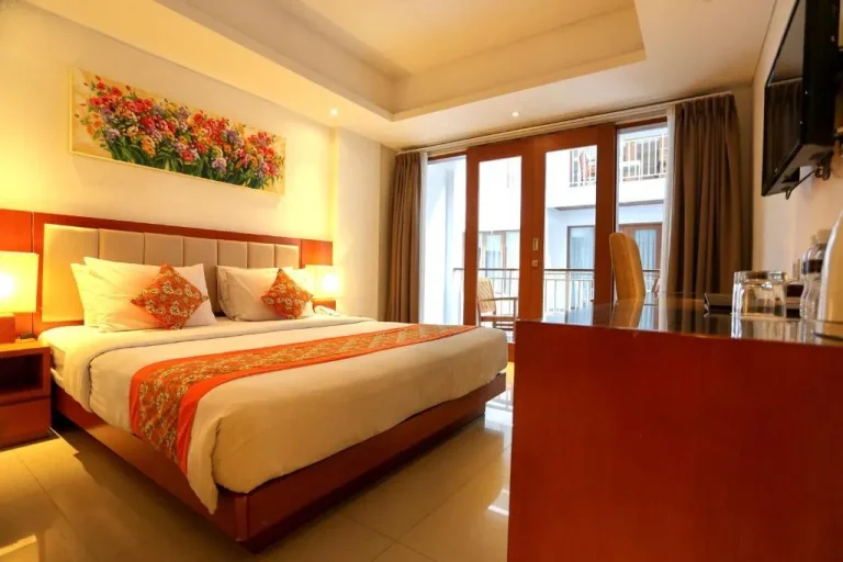 Deluxe room in Bali Sun Tropical Hotel & Spa