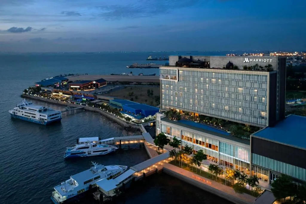Aerial view of Batam Marriott Hotel Harbour Bay