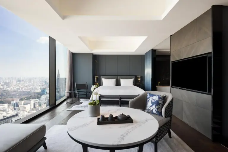 BELLUSTAR TOKYO, A Pan Pacific Hotel suite chic avec design moderne