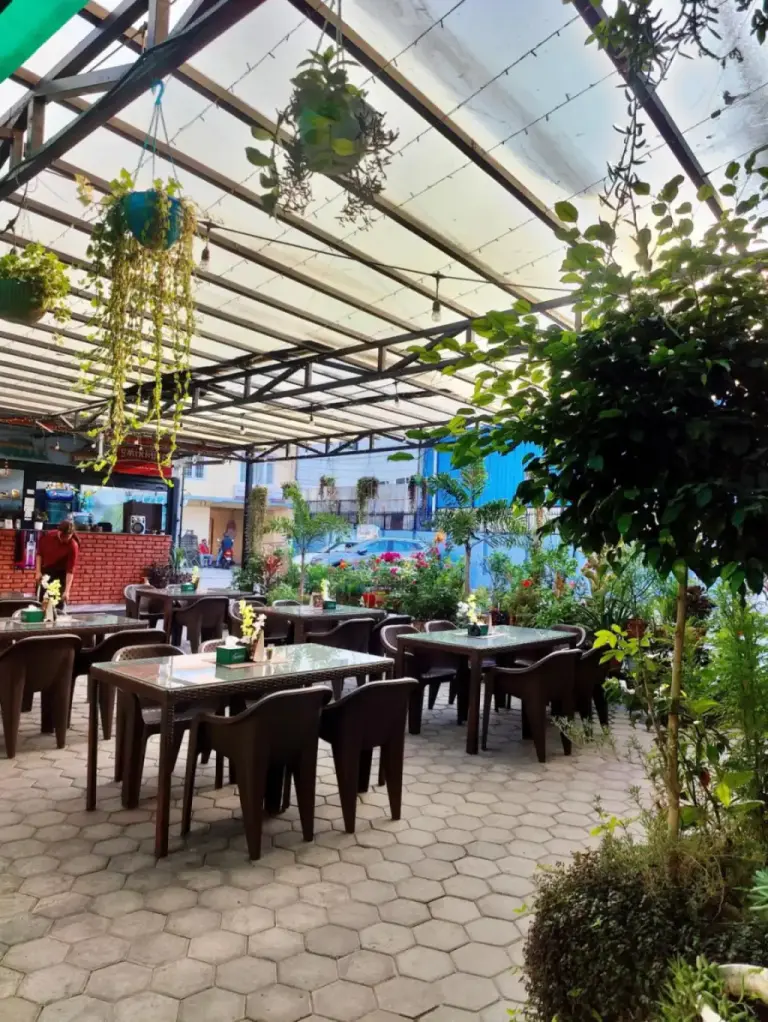 Restaurantinterieur im Sekuwa Corner in Lalitpur