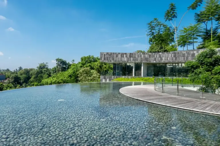 Bumi Kinar Skylight