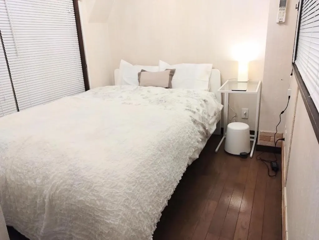 Casa Tokyo - Arakicho bedroom setup