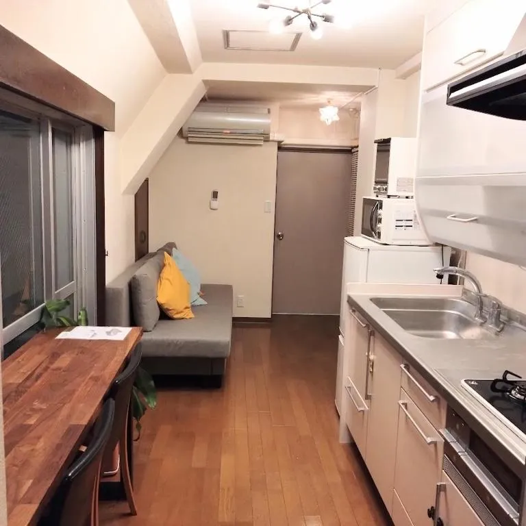 Casa Tokyo - Arakicho kitchen space
