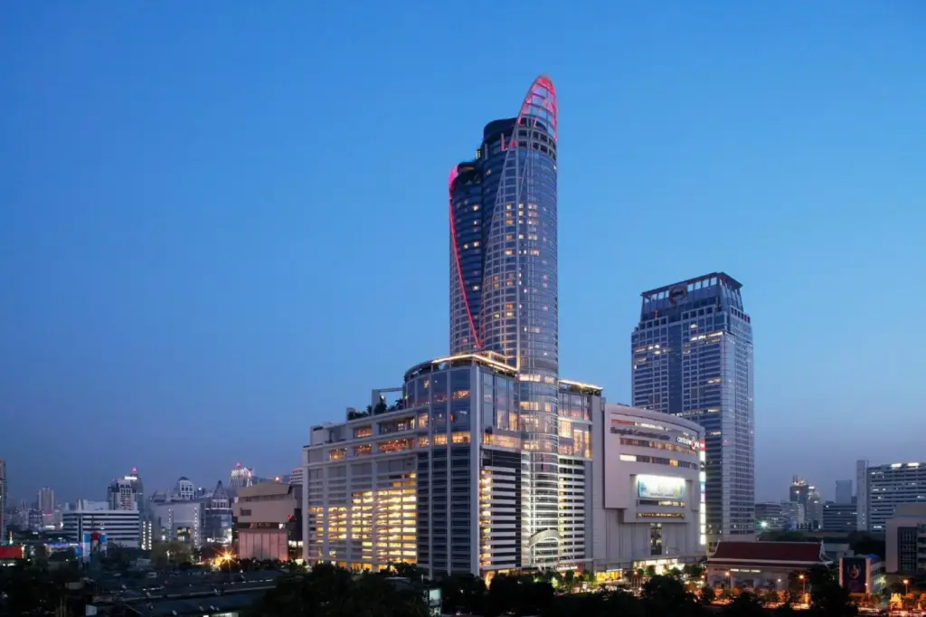 Außenansicht des Centara Grand at CentralWorld in Bangkok