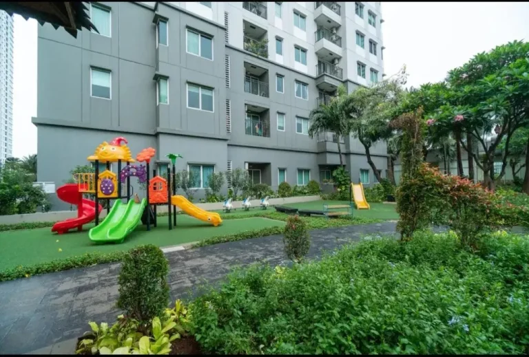 Aire de jeux près de CENTeR JACARTa à Jakarta