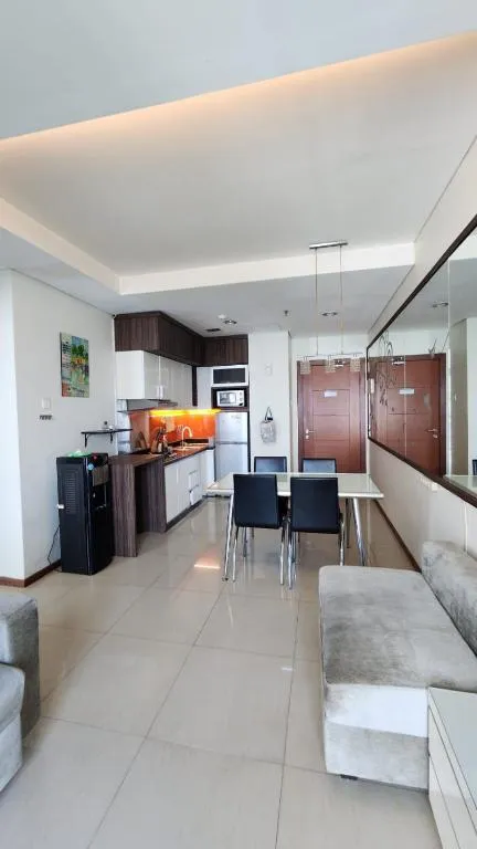 Thamrin Residence dining area and kitchen