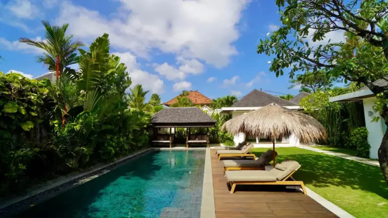 Chandra Bali Villas