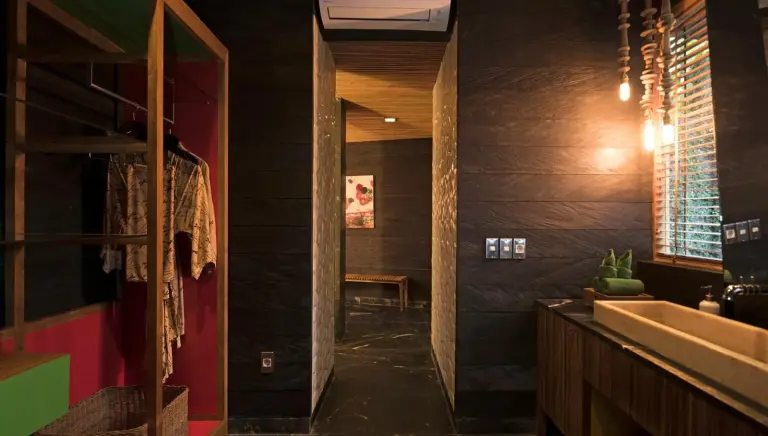 Couloir moderne au Chapung Sebali Resort