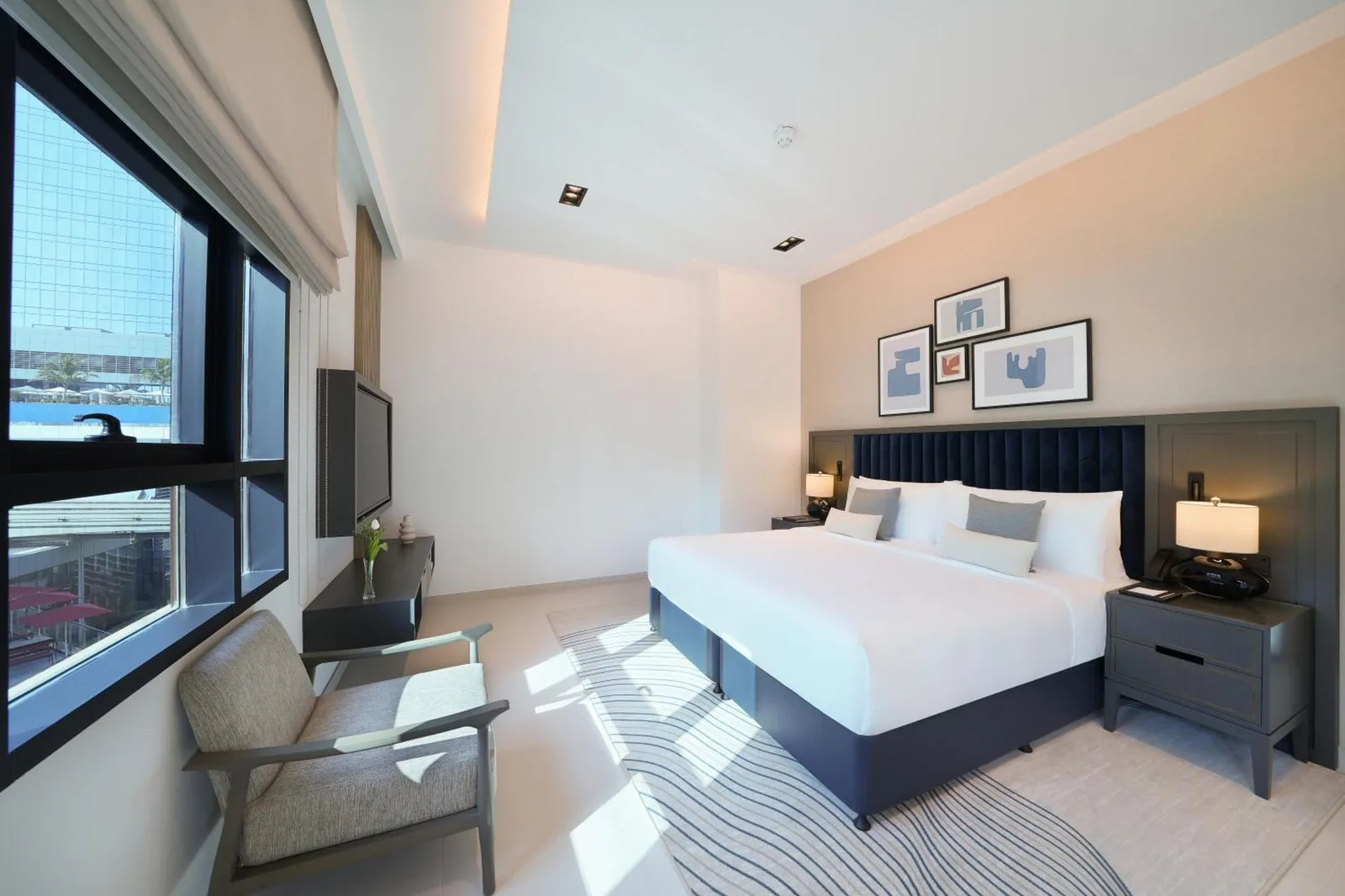 Guest bedroom at Cheval Maison - The Palm