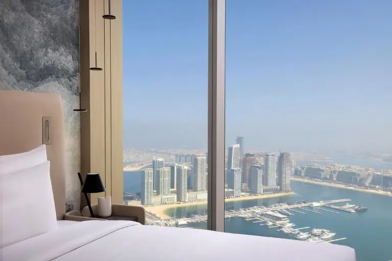 Vista panorámica desde el dormitorio de Ciel Dubai Marina