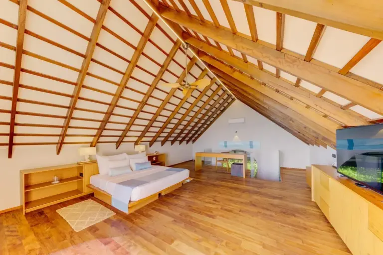 Cinnamon Velifushi Maldives - Kostenloser Hin- und Rücktransfer mit dem Schnellboot für 2 Personen bei Aufenthalten ab 7 Nächten gültig bis 31 Oct 2027 & bis zu 2 Kinder übernachten kostenlos, in Thinadhoo