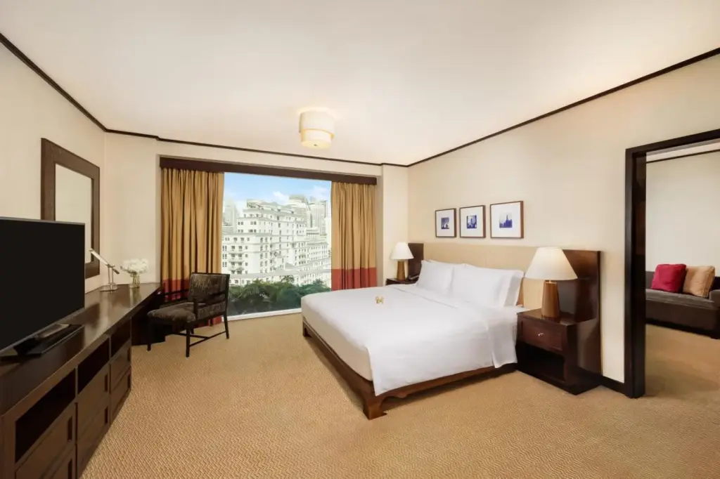 Chambre deluxe au Conrad Bangkok Residences