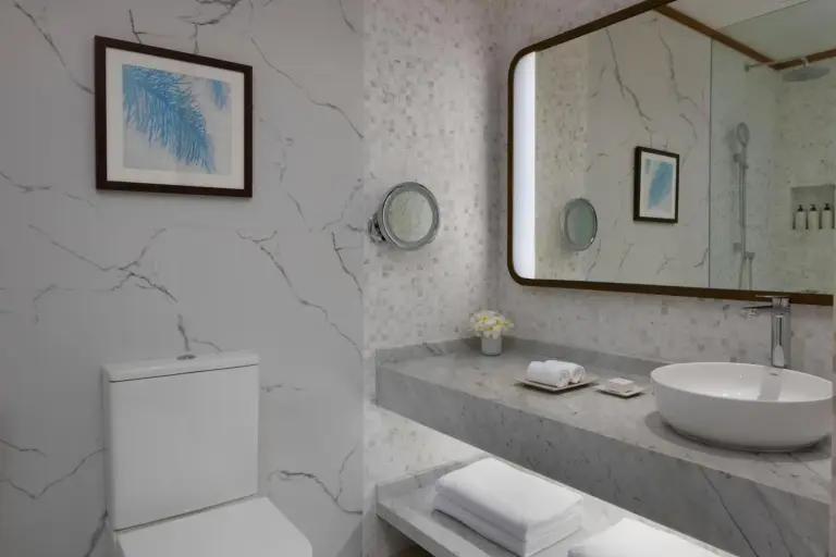 Baño elegante en Conrad Maldives Rangali Island