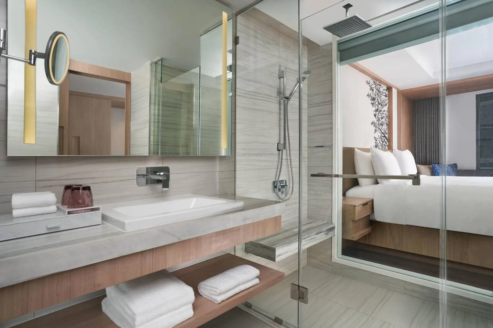 Baño accesible en Courtyard by Marriott North Pattaya