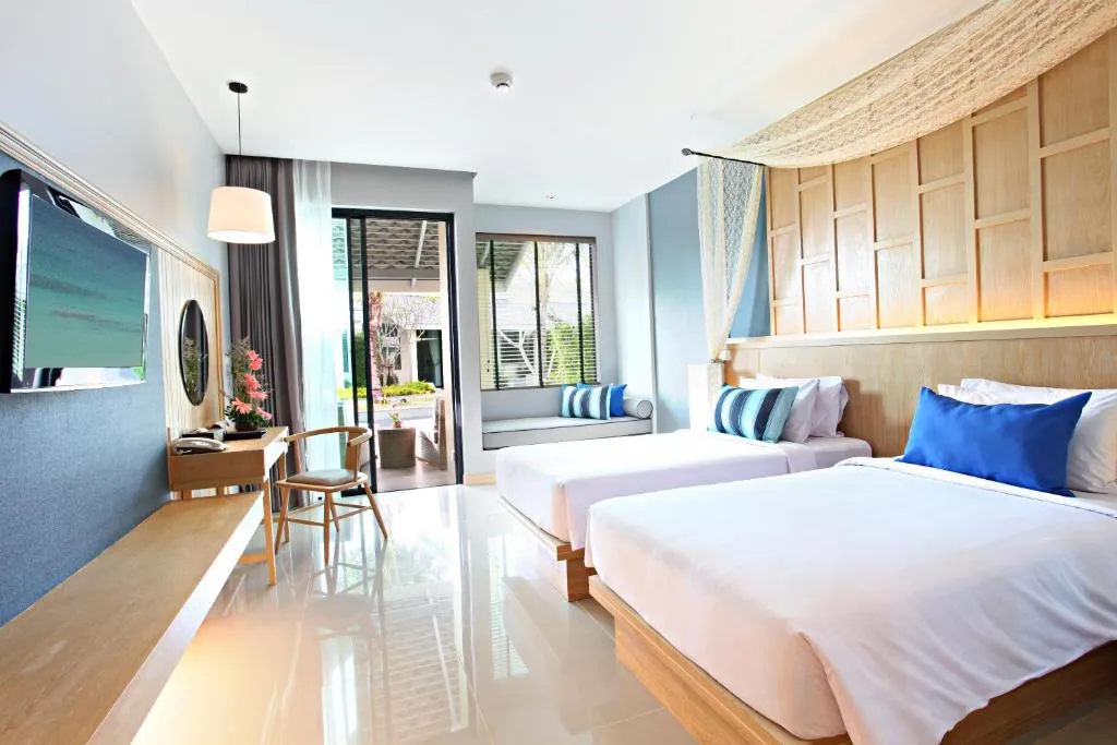 Gästezimmer im CRAFT Resort & Villas mit Aussicht in Phuket