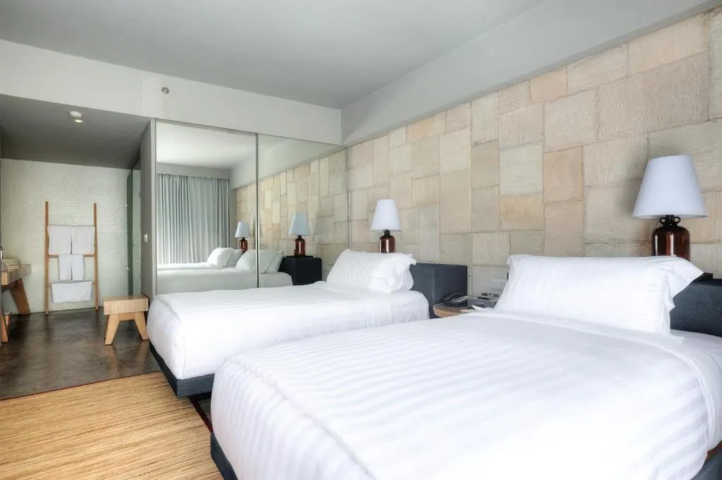 Twin bed room at Cross Paasha Bali Seminyak
