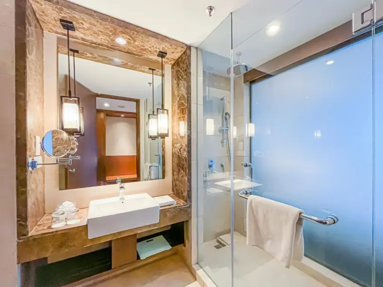 Elegant bathroom in Crowne Plaza Bandung