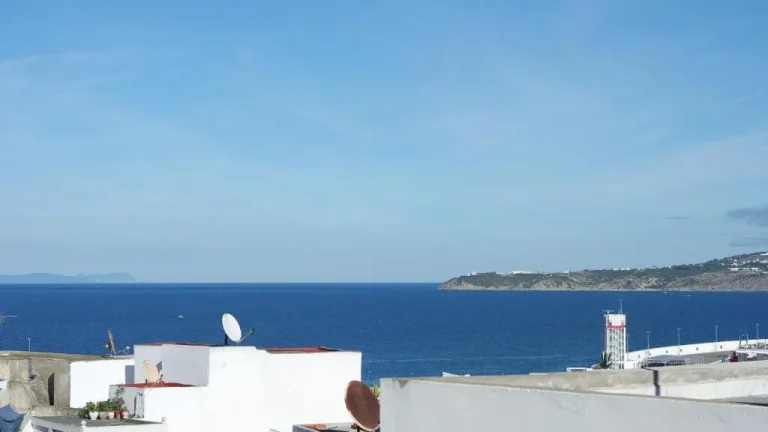 Segunda vista al mar desde Dar Ba Rachid en Tánger