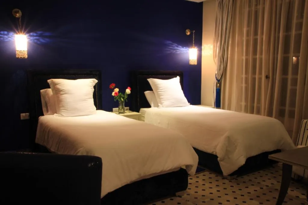 Twin bedroom at Dar Souran, Tangier