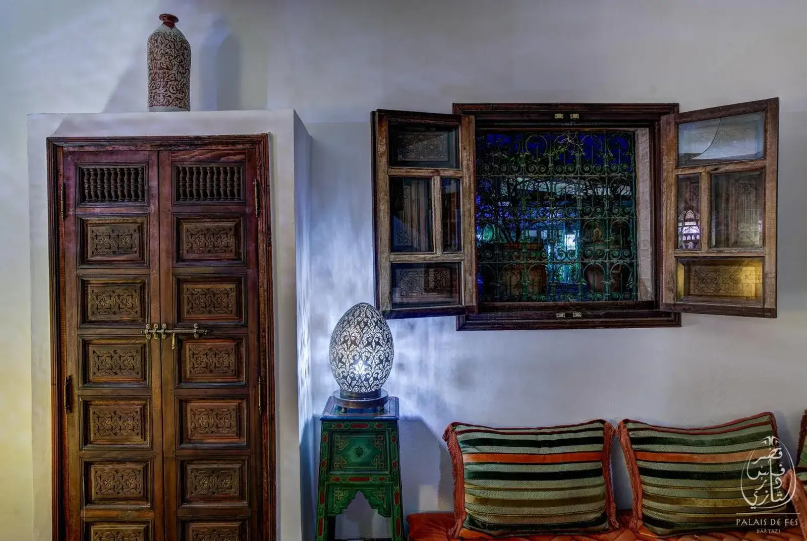 Window area in guest room at Dar Tazi