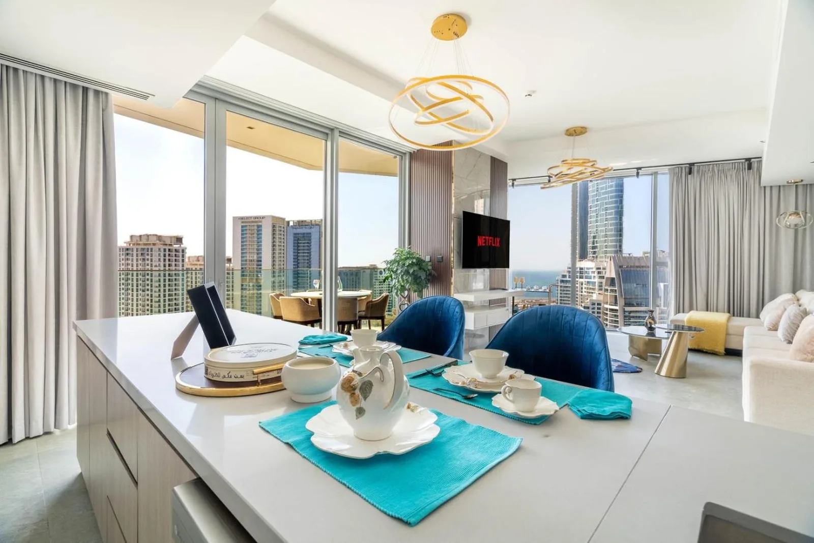 Well-set dining table with a view at Stella Maris Retreat, Dubai