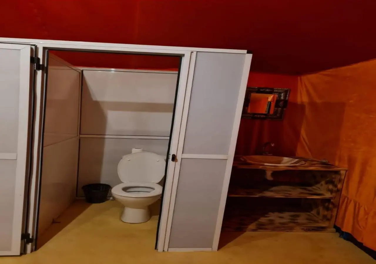 Bathroom facilities at Desert Life Camp in Merzouga