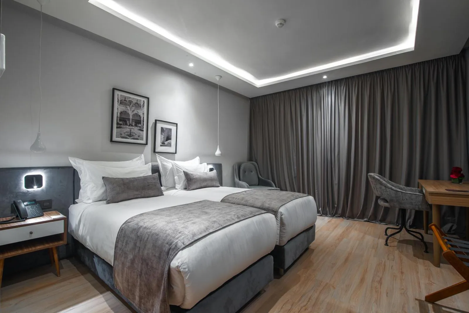 Dominium Palace twin room interior