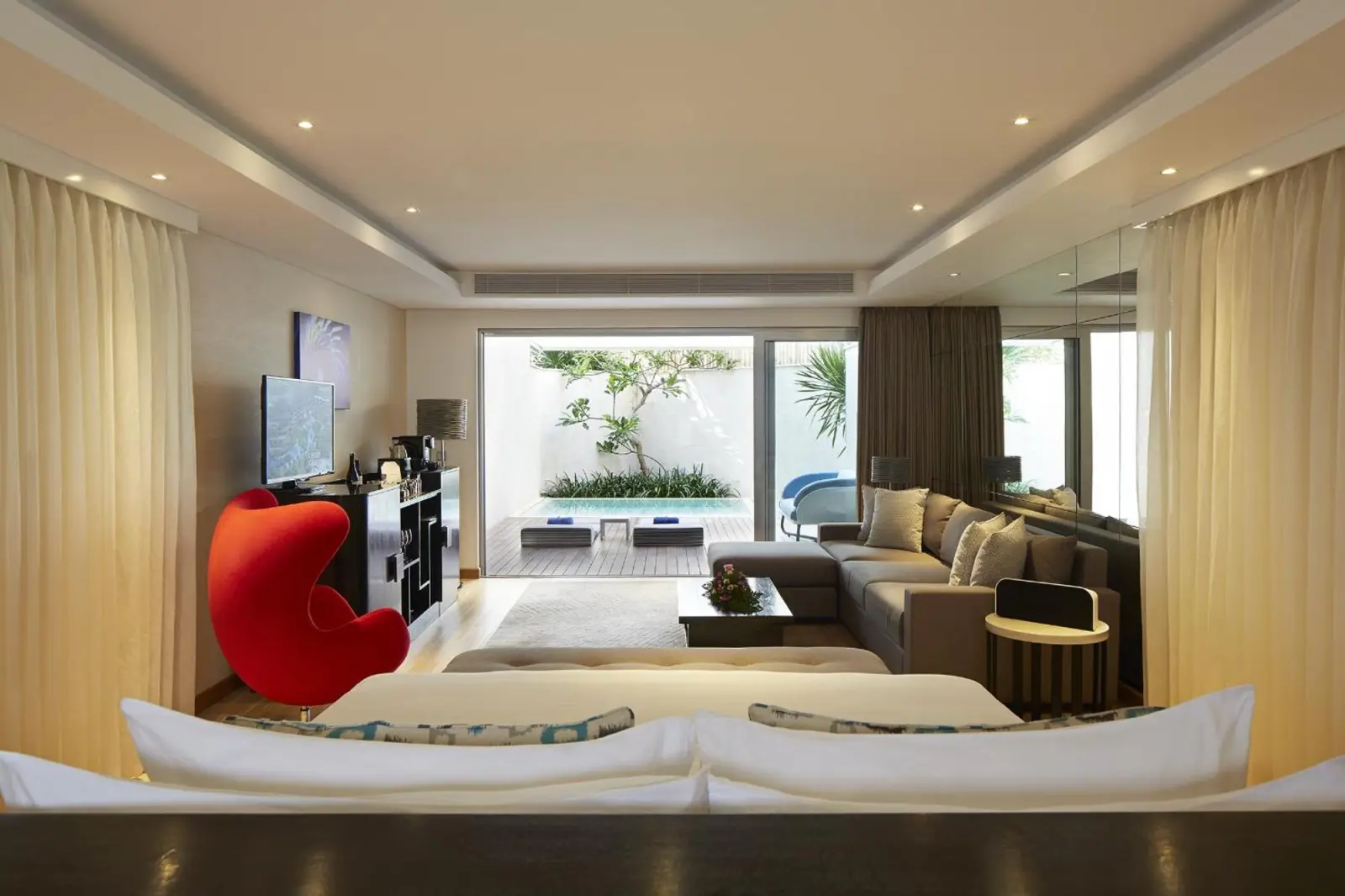 Intérieur de la suite de luxe au Double - Six Luxury Hotel Seminyak